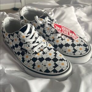 Vans Women’s Black and White Floral Sneakers
